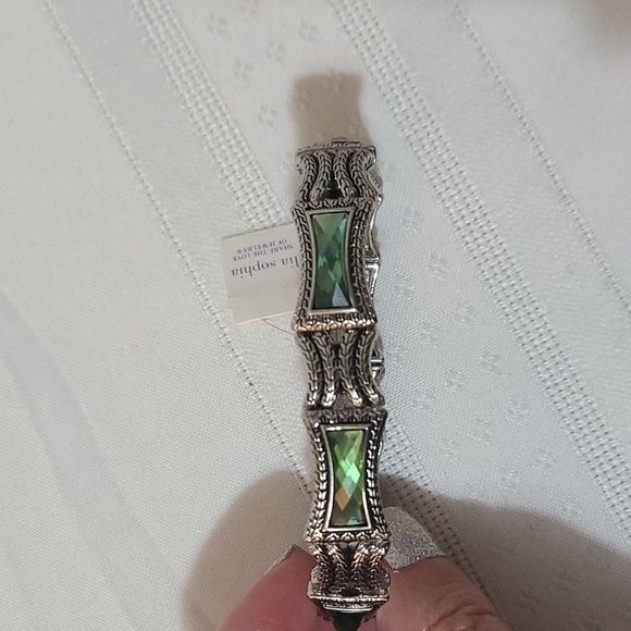 Lia Sophia Green Isle Stretch Bracelet NWT - Picture 3 of 6